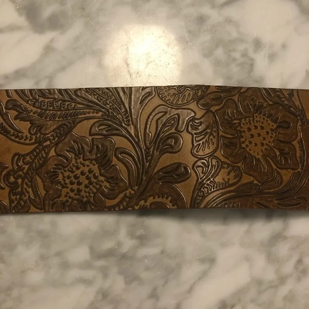 Vintage Streets Ahead Tooled Leather O-Ring Belt